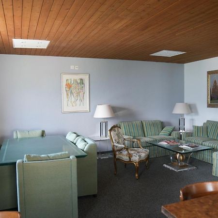 Hotel Surselva Surcuolm Eksteriør billede